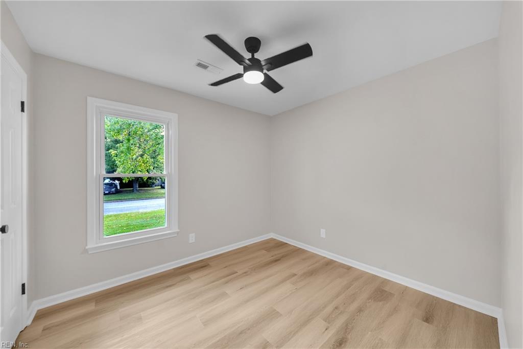 708 Colony Dr Property Photo 28