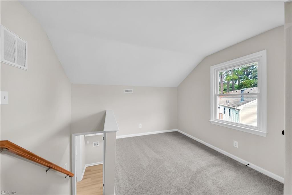 708 Colony Dr Property Photo 35
