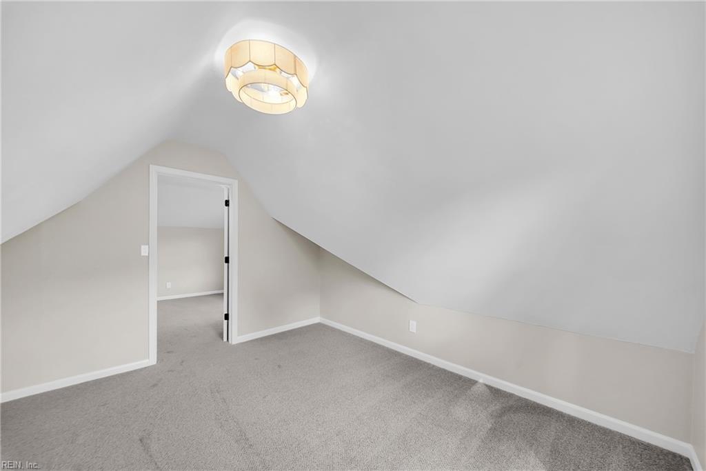 708 Colony Dr Property Photo 38