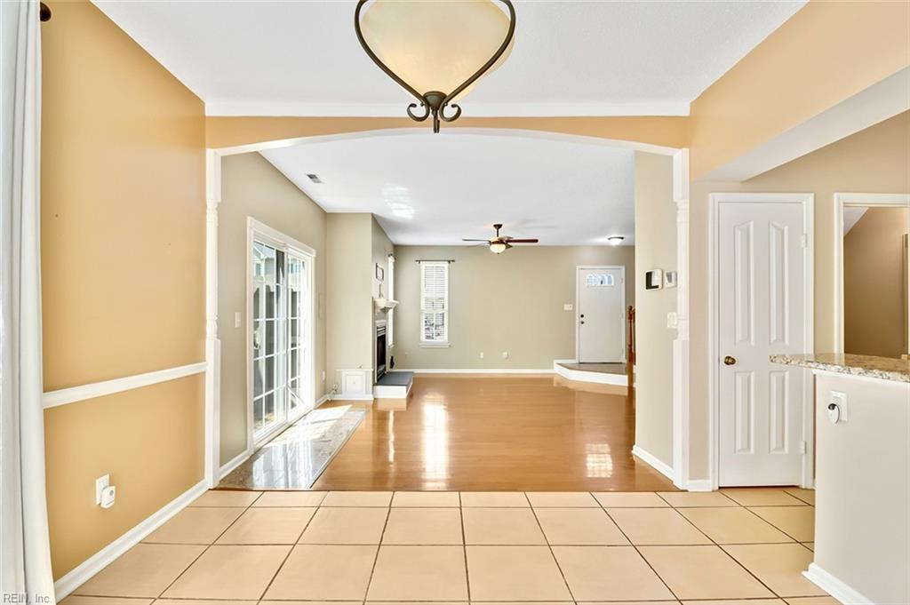 4824 Haymarket Dr Property Photo 5