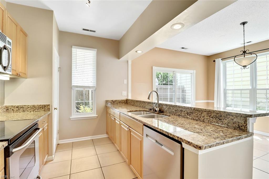 4824 Haymarket Dr Property Photo 10