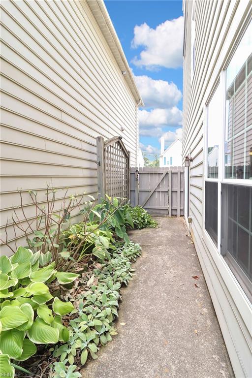 4824 Haymarket Dr Property Photo 14