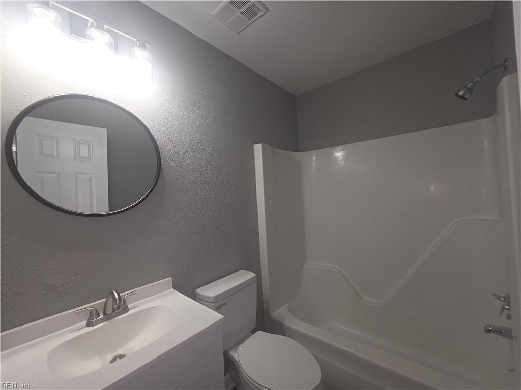 5008 Christian Cir Property Photo 14