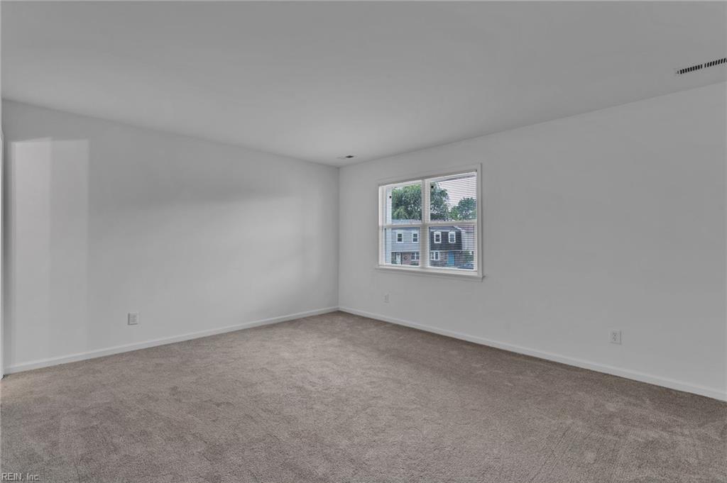 804 S Grosvenor Ct Property Photo 28