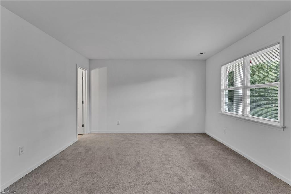 804 S Grosvenor Ct Property Photo 32