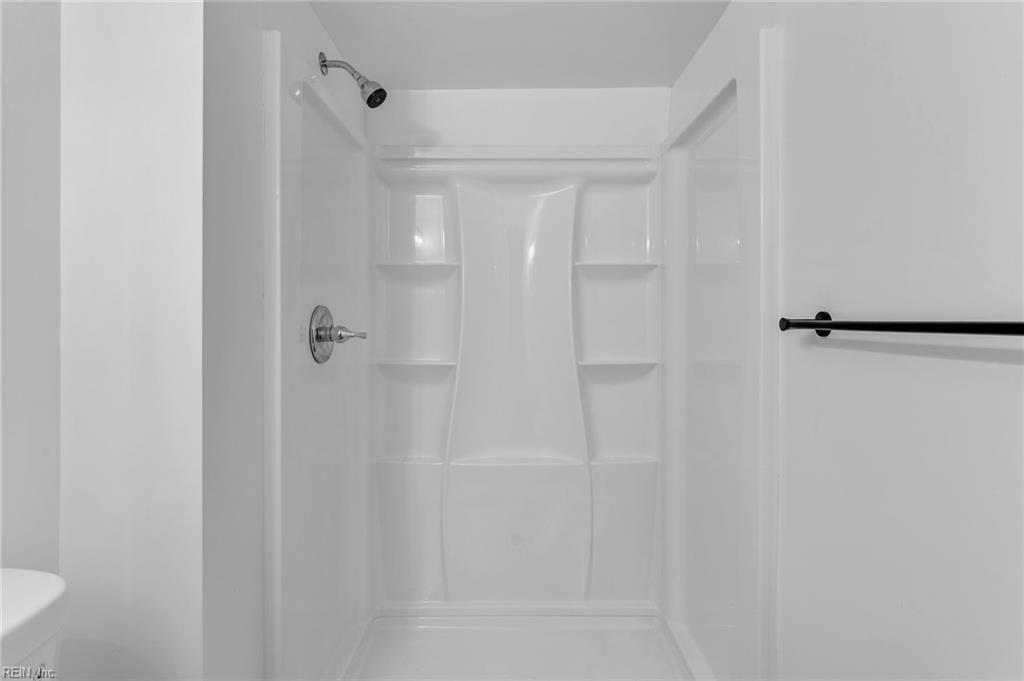 804 S Grosvenor Ct Property Photo 34