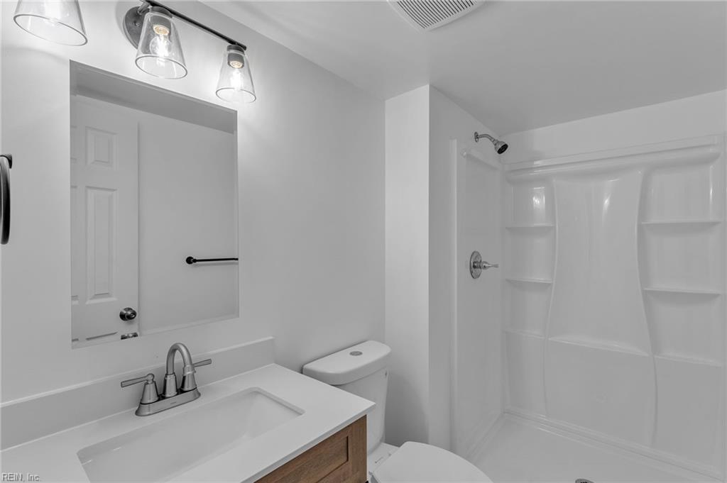 804 S Grosvenor Ct Property Photo 35