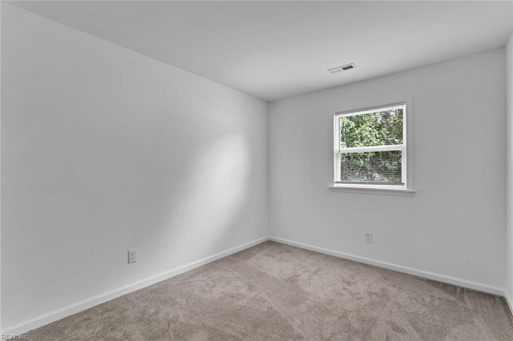 804 S Grosvenor Ct Property Photo 36