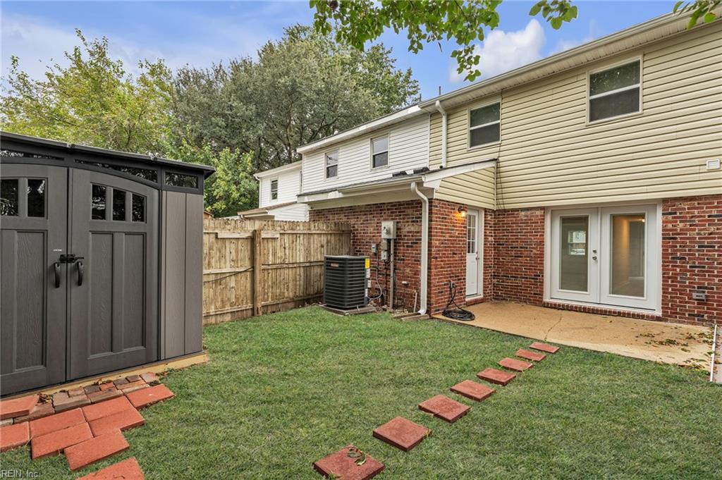 804 S Grosvenor Ct Property Photo 47