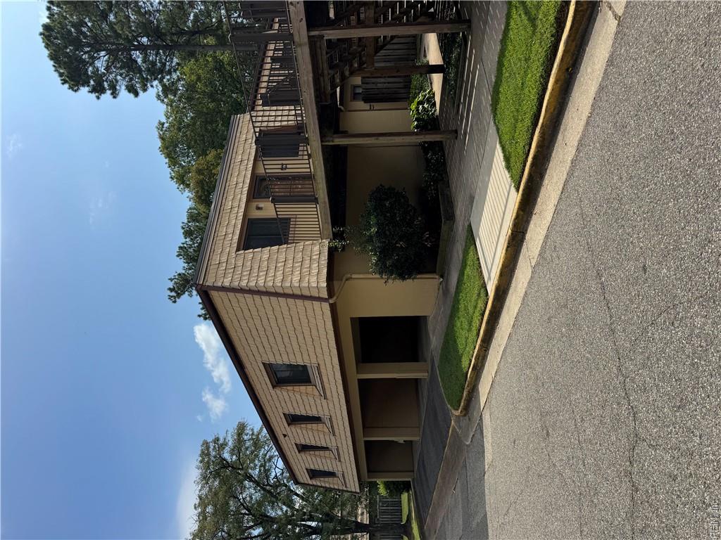 1645 Malibu Pl Property Photo 1