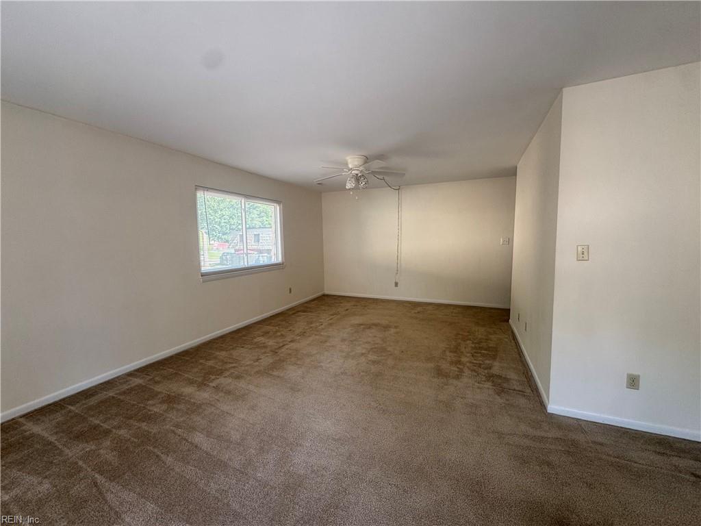 1645 Malibu Pl Property Photo 3