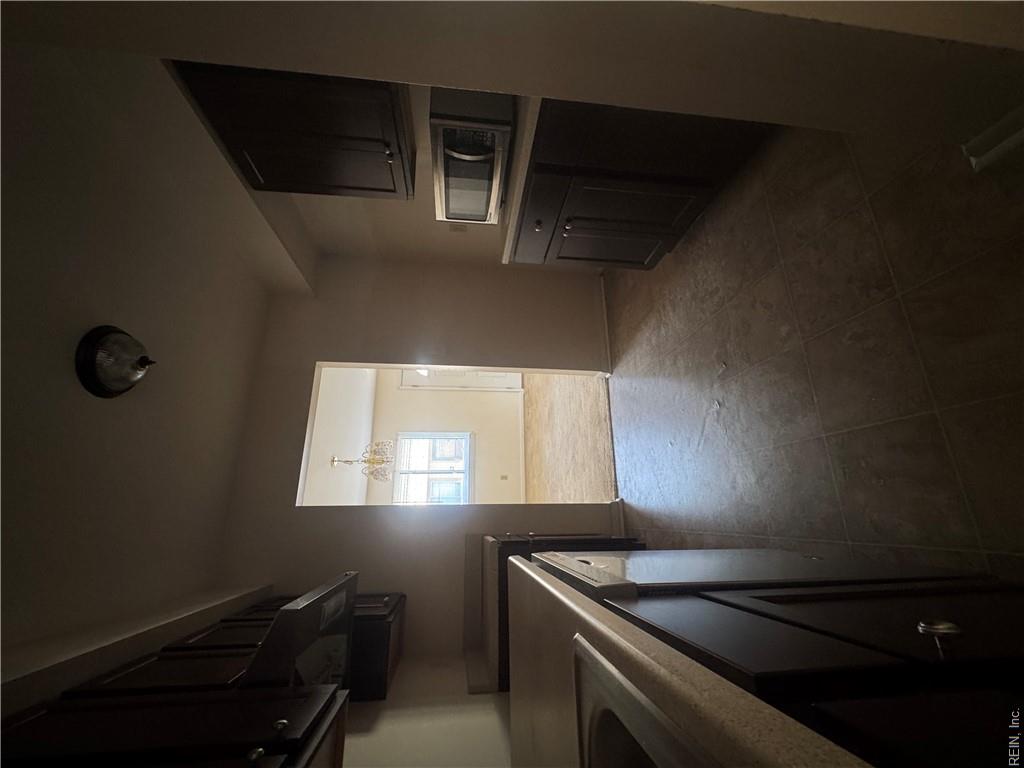 1645 Malibu Pl Property Photo 7