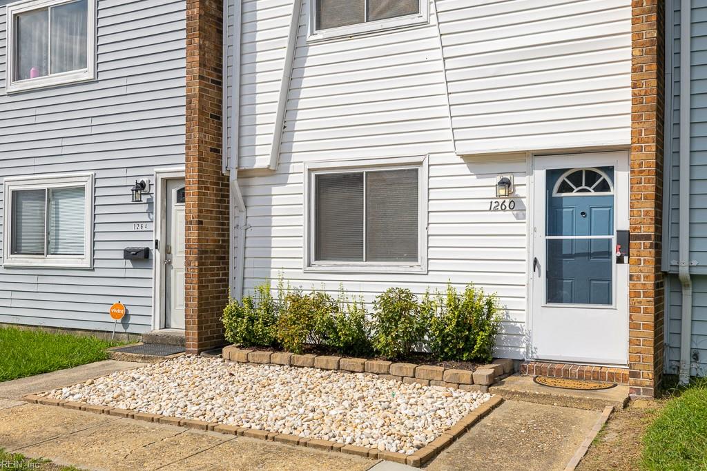 1260 Green Cedar Ln Property Photo 2