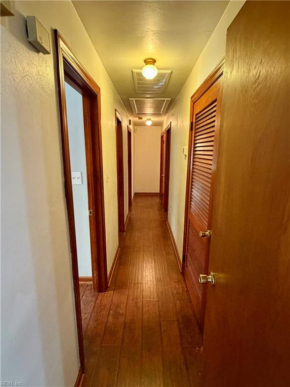 1452 E Pembroke Ave Property Photo 14