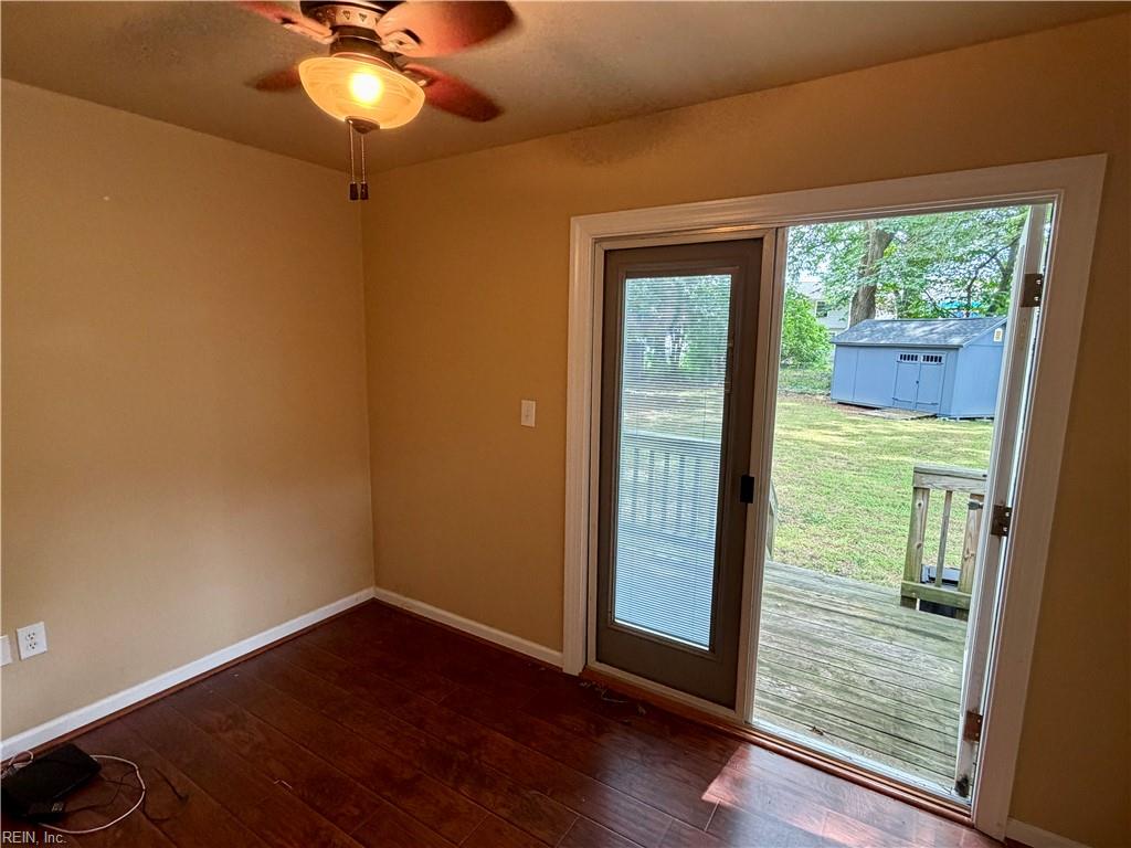 1452 E Pembroke Ave Property Photo 31