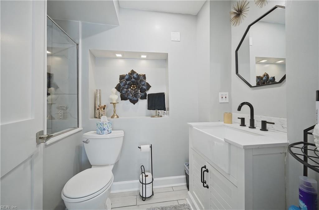 3558 Shore Dr Property Photo 16