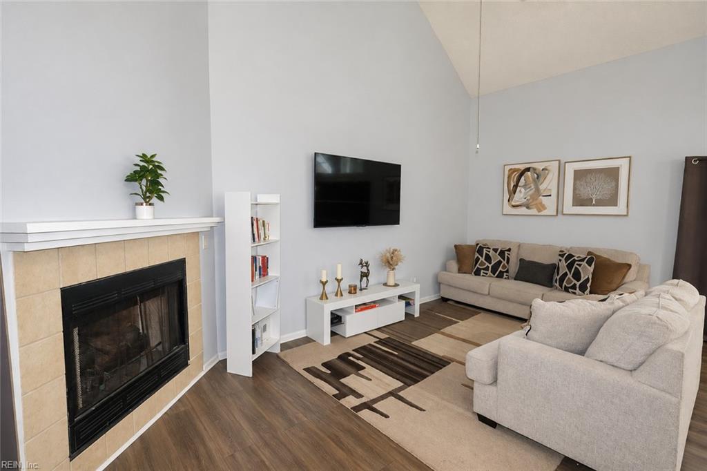 782 Windbrook Cir Property Photo 4