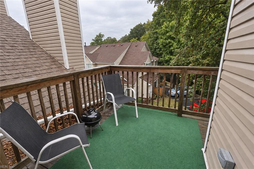 782 Windbrook Cir Property Photo 7