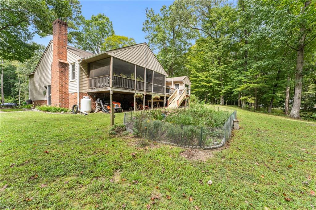 9843 Spring Branch Dr Property Photo 10