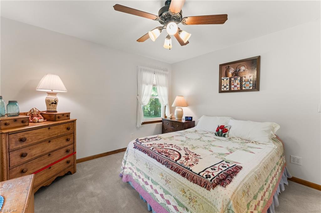 9843 Spring Branch Dr Property Photo 25