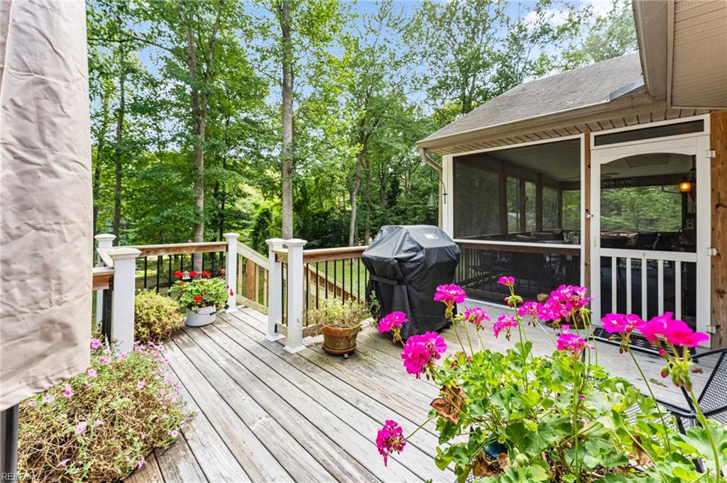 9843 Spring Branch Dr Property Photo 34