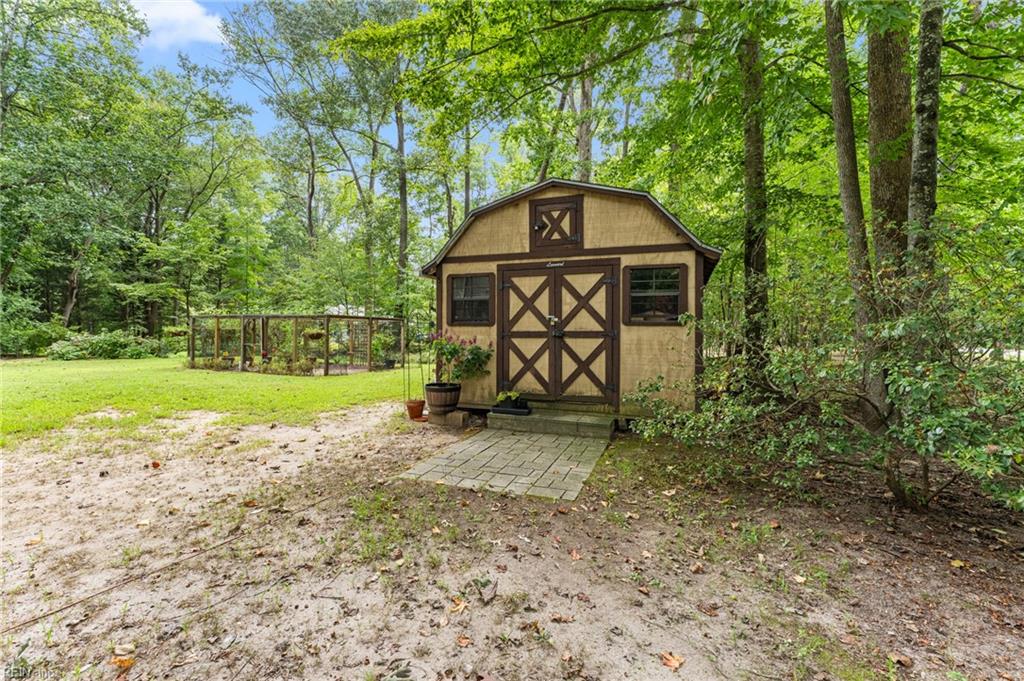 9843 Spring Branch Dr Property Photo 35