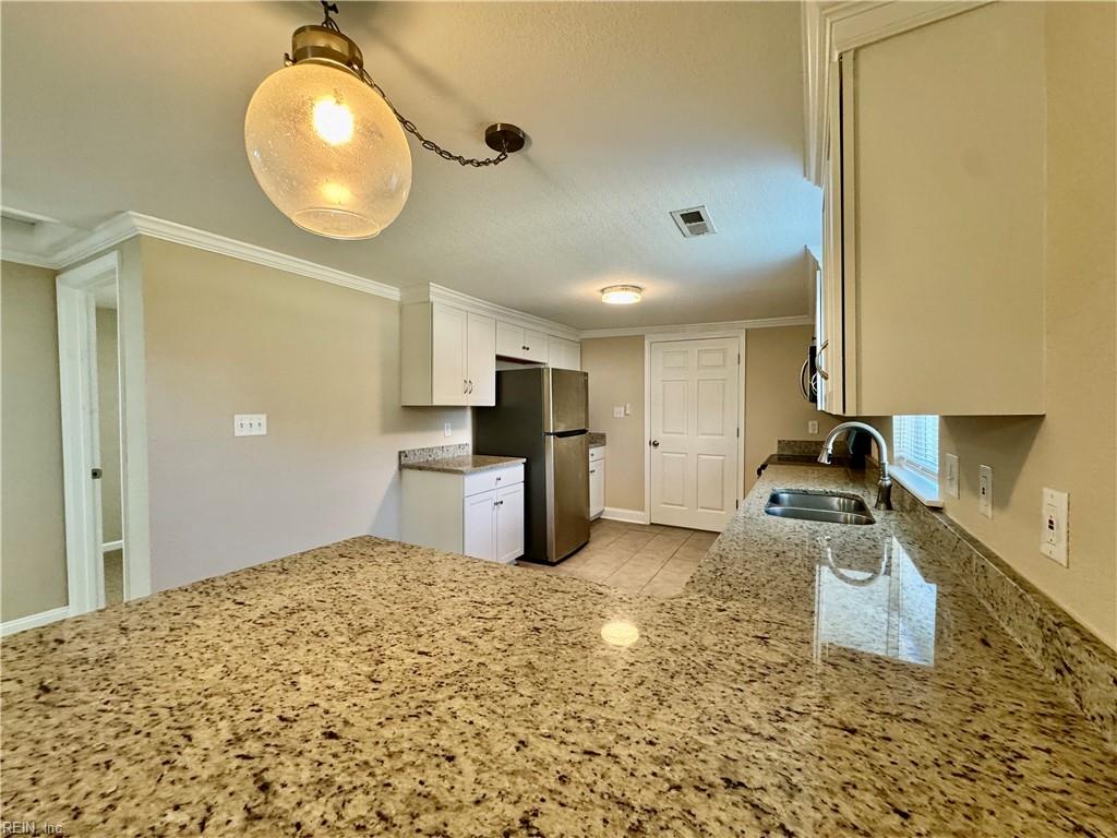 739 Childs Ave Property Photo 10