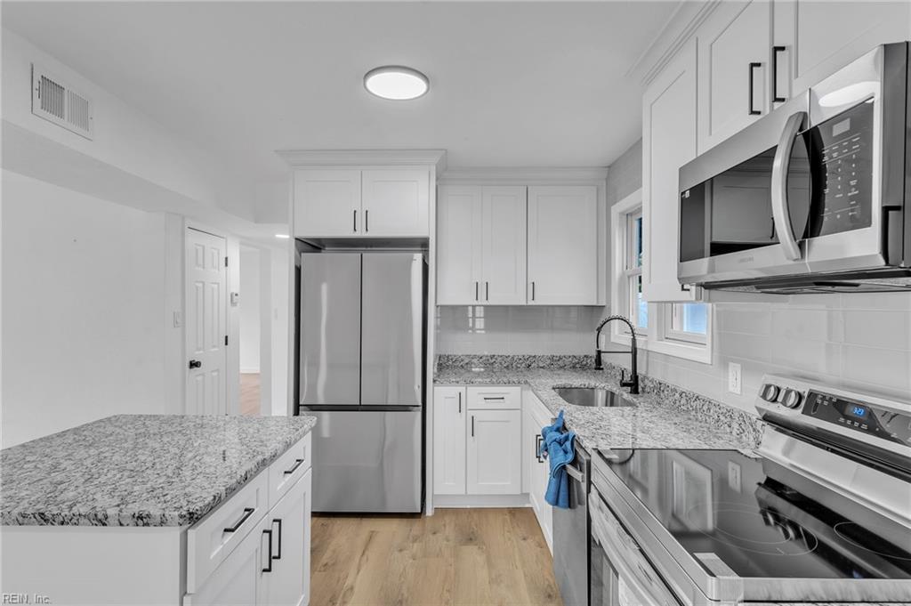 221 Iroquois Rd Property Photo 21