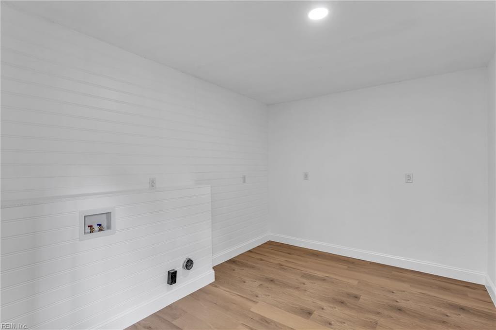 221 Iroquois Rd Property Photo 30