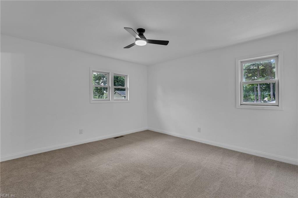 221 Iroquois Rd Property Photo 35
