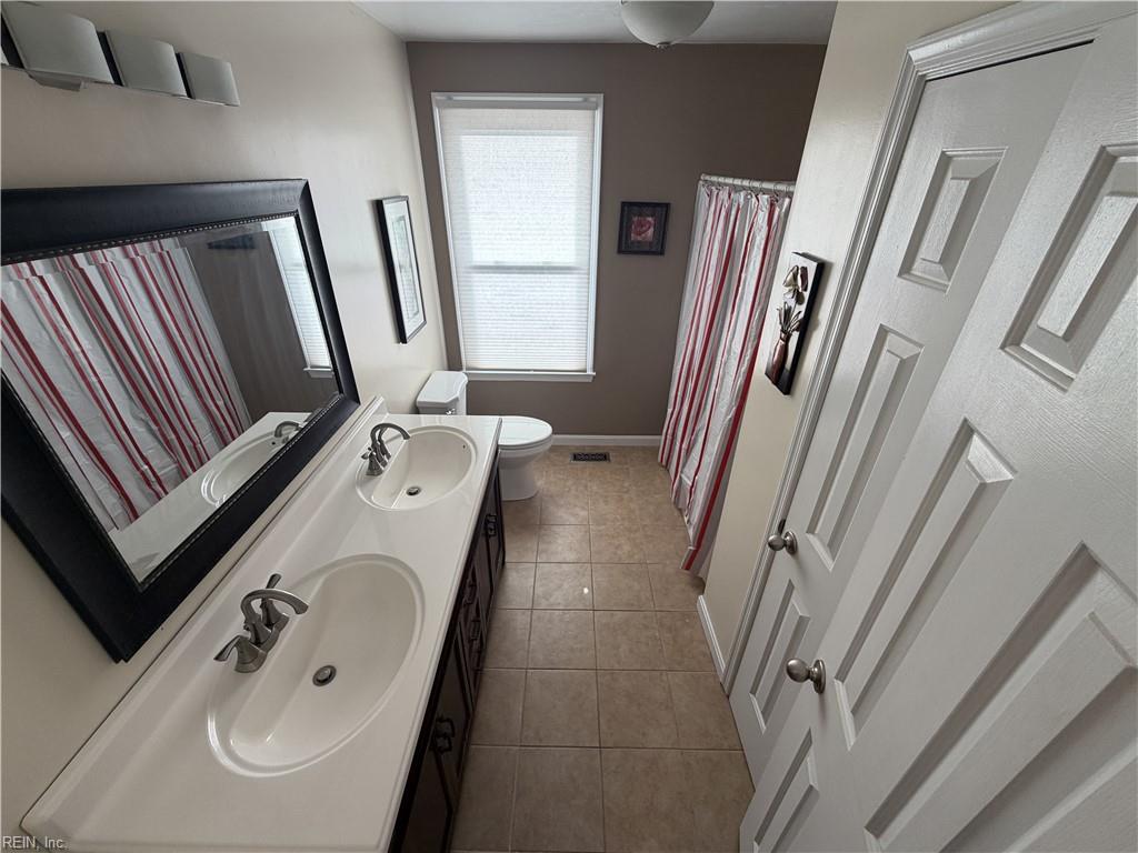 1704 Paisley Ct Property Photo 35