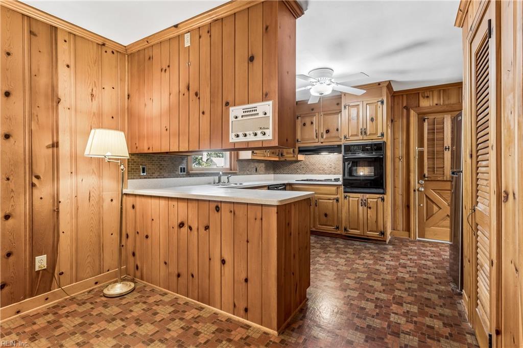 9 Scott Rd Property Photo 18