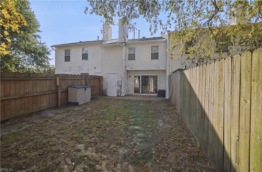 302 Fairfax Ter Property Photo 34