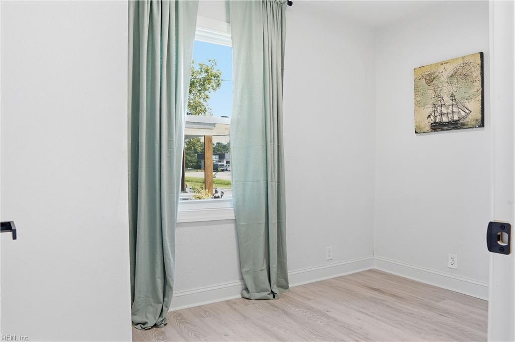4210 Bainbridge Blvd Property Photo 10