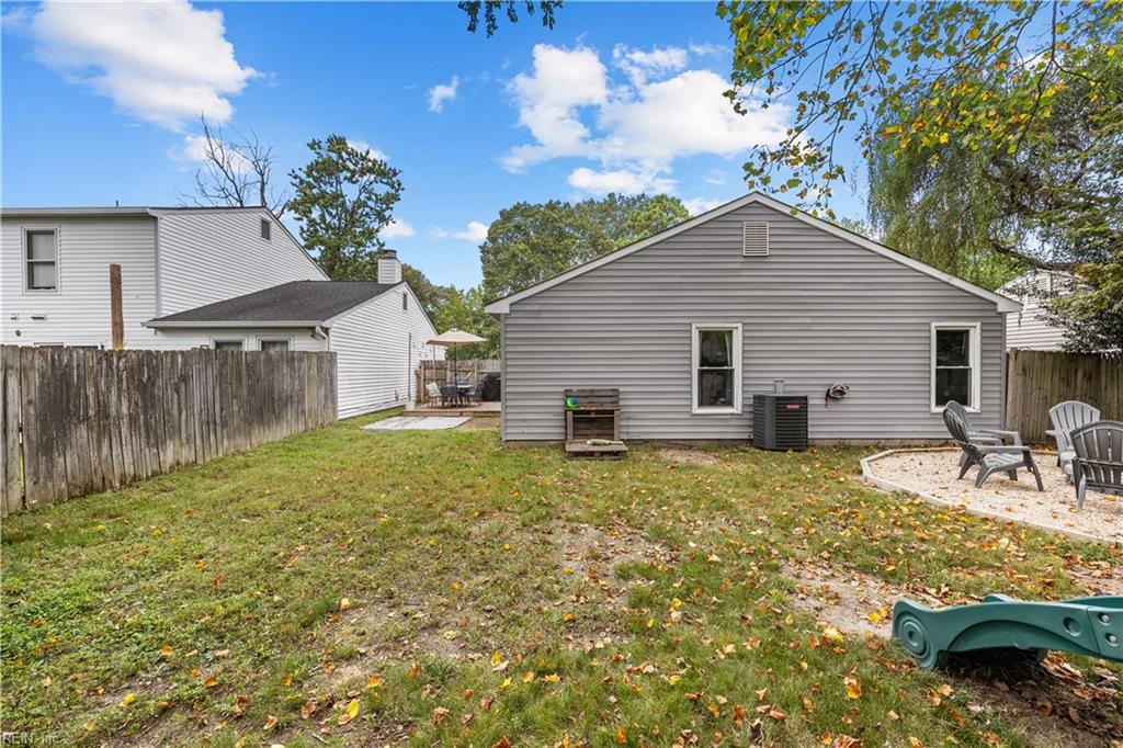 4805 Fountain Hall Dr Property Photo 26