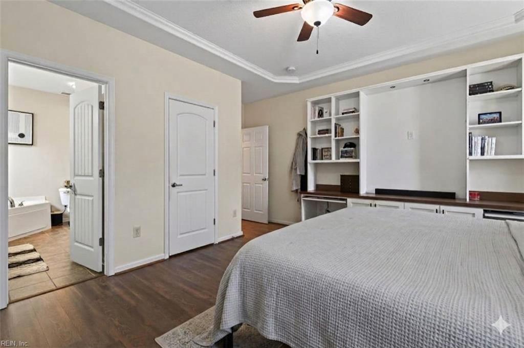 713 Tiffany Green Ct Property Photo 23