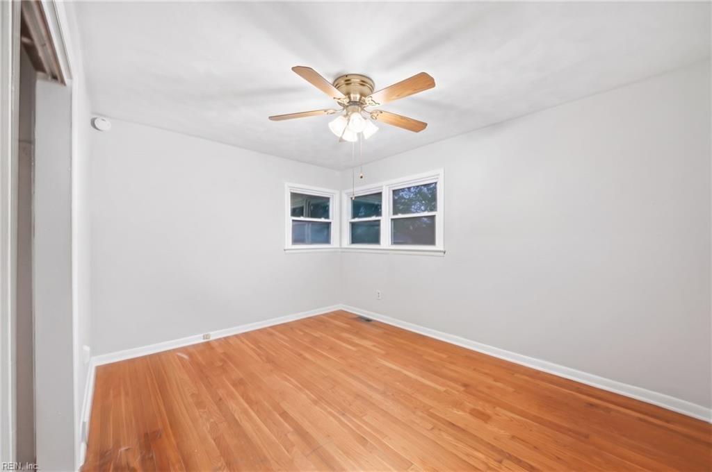 10 Eastlawn Dr Property Photo 21