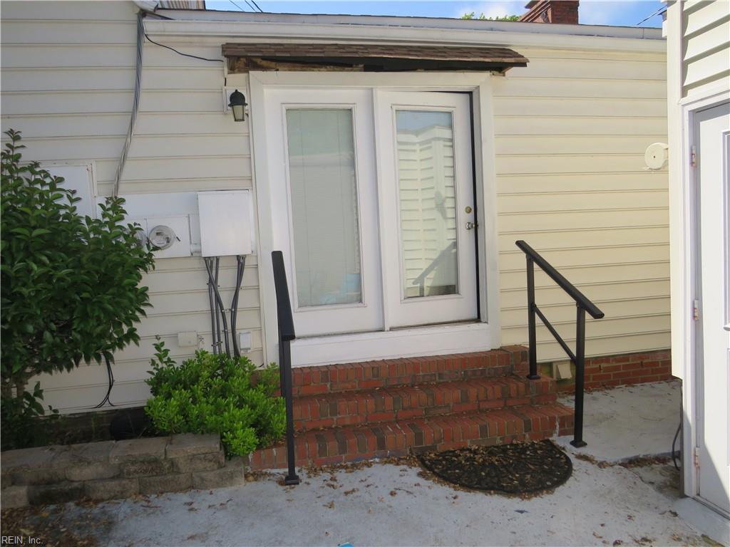 7732 Castleton Pl Property Photo 14