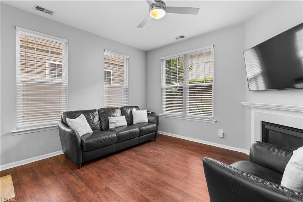 4705 Martinique Ct Property Photo 9