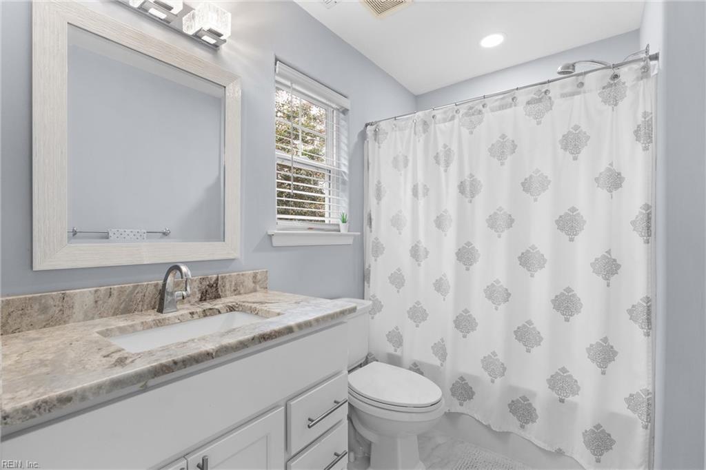 4705 Martinique Ct Property Photo 19