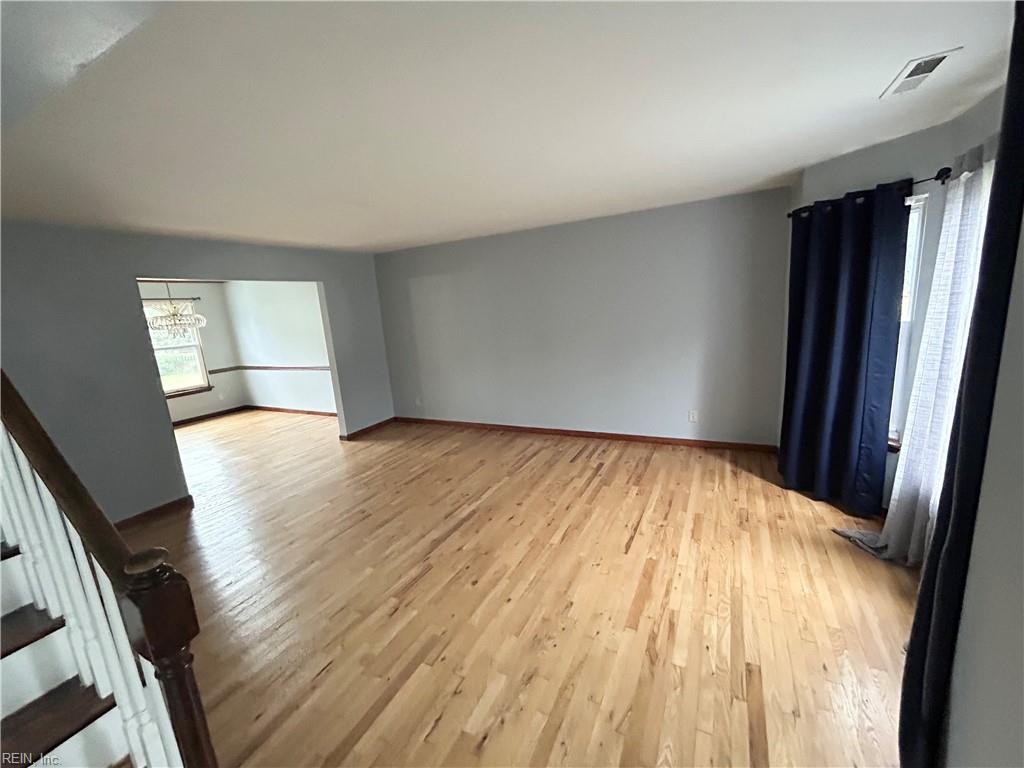 835 Kemp Meadow Dr Property Photo 4