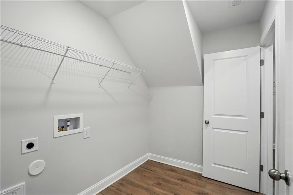 1438 Wharf Hill Dr Property Photo 26