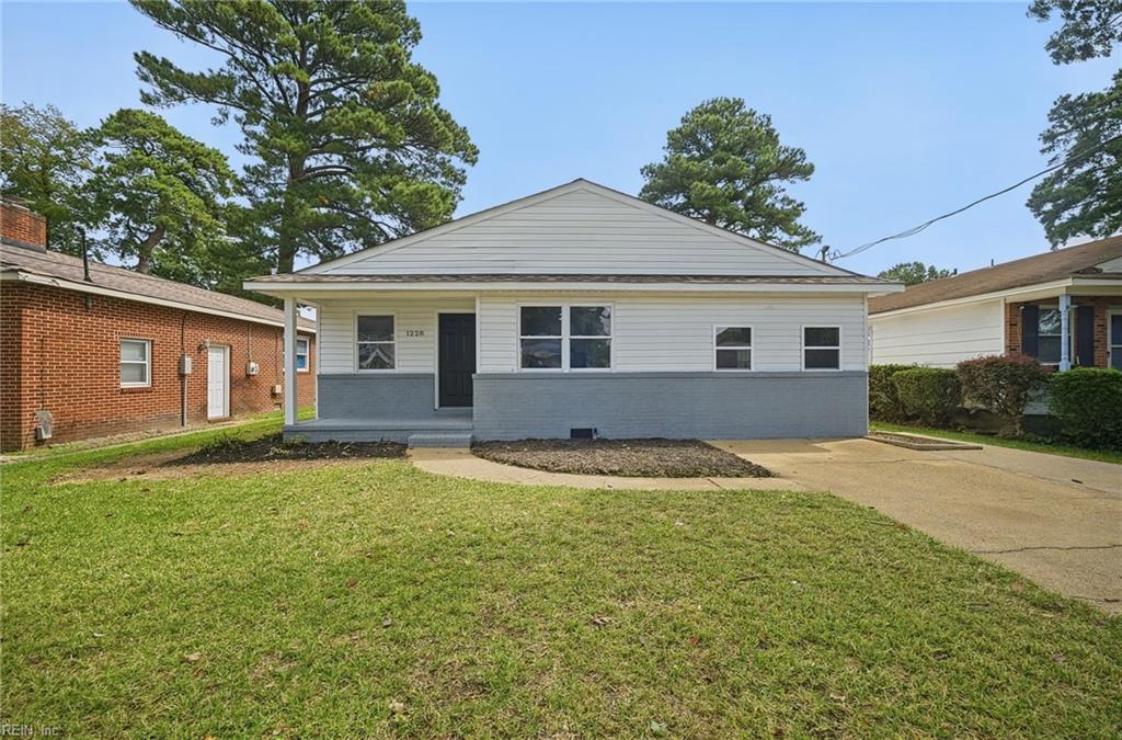 1228 Laurel Ave Property Photo 1