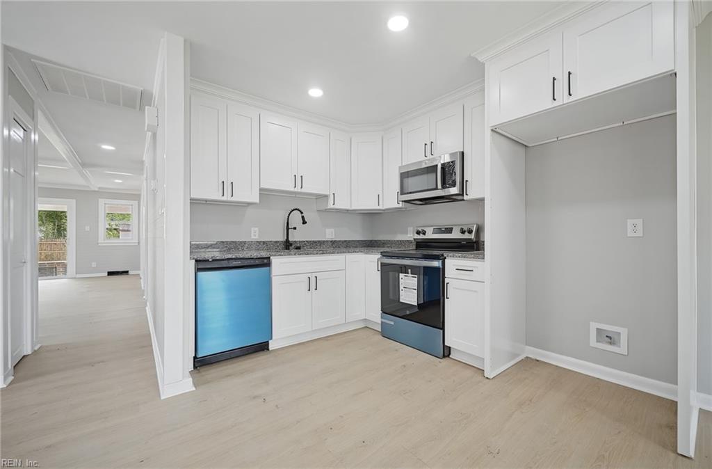 1228 Laurel Ave Property Photo 11