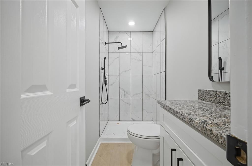 1228 Laurel Ave Property Photo 31