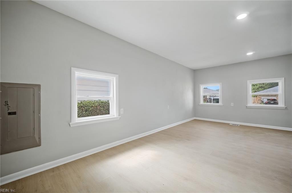 1228 Laurel Ave Property Photo 35
