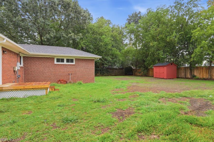 609 Manor Dr Property Photo 22