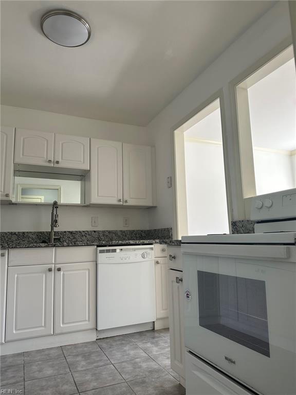 2216 Windom Pl Property Photo 6