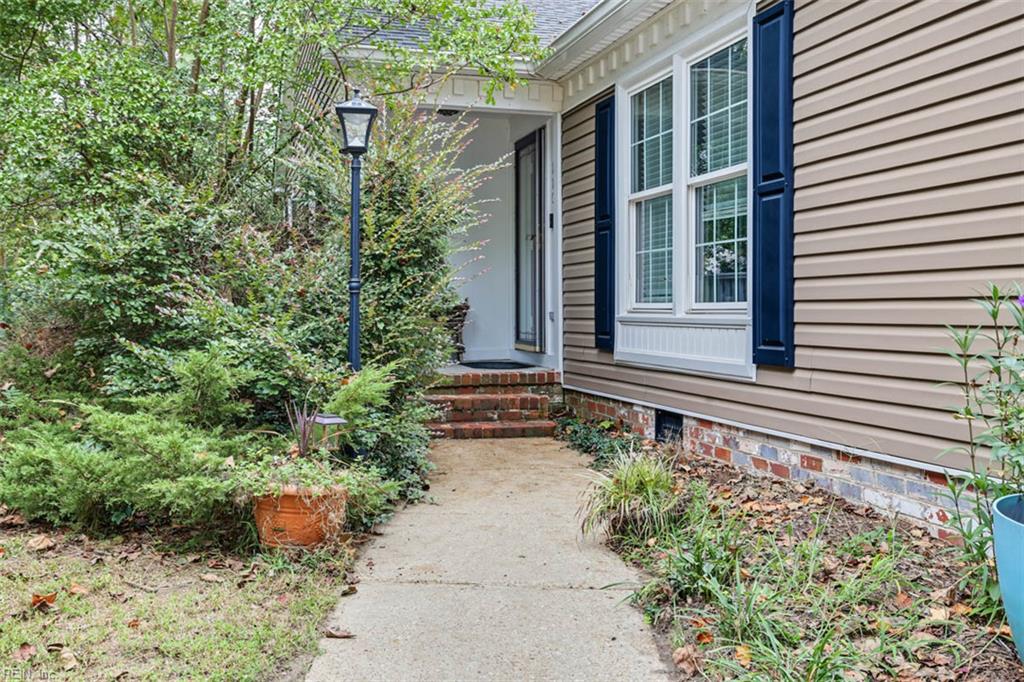 110 Bailey Dr Property Photo 2