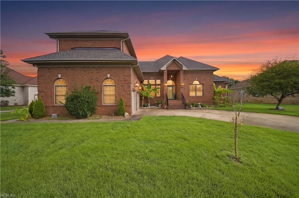 1824 Lancing Crest Ln Property Photo 2